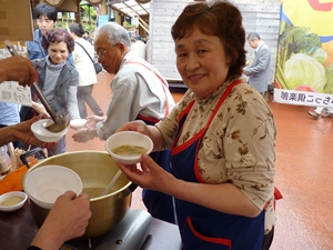 高橋キヨ子さん