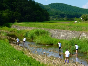 川遊び