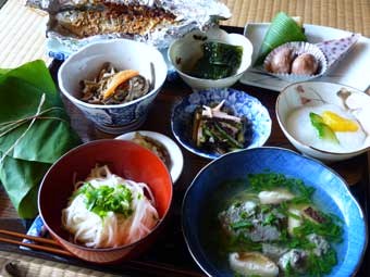 「さなぶり会」時の昼食