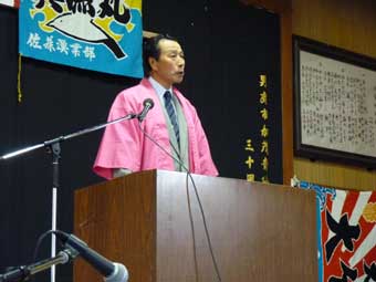 開校宣言（かもあおさ笑楽校校長