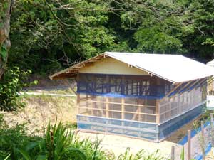 フランス鴨の飼育小屋