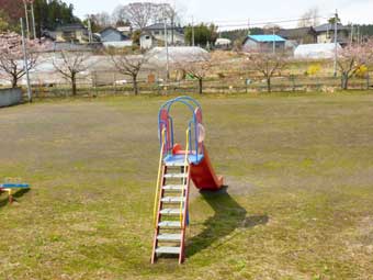 ふくじゅ館裏手の公園