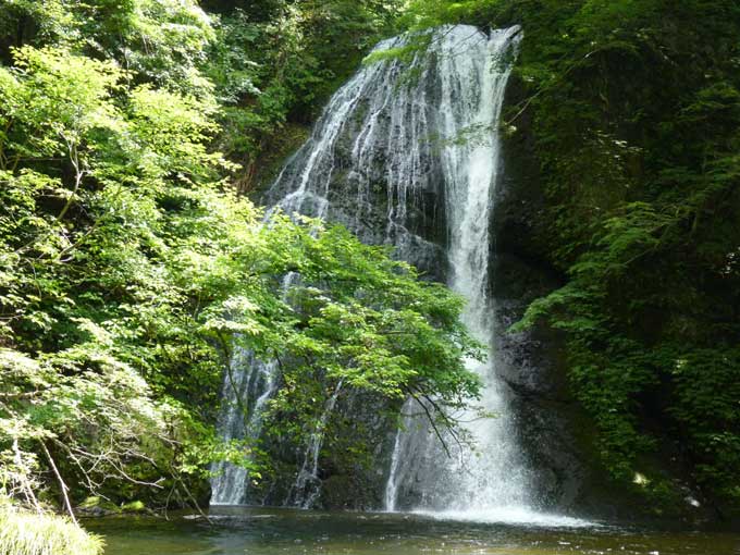 峨瓏の滝